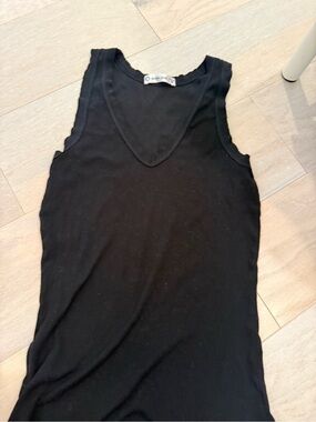 Crown Jewel Black V-Neck Sleeveless Tank Top